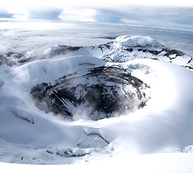 Cotopaxi Trekking in Ecuador
