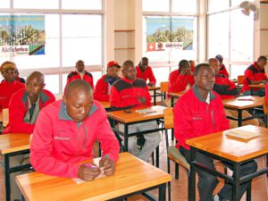 Kilimanjaro Trekking - Ausbildung Bergführer in Arusha