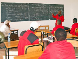 Kilimanjaro Trekking - Ausbildung Bergführer in Tanzania