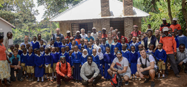 Eröffnung der Schulküche – eine gefreute Nachbarschaft am Kilimanjaro